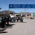 Fronteira Peru – Bolívia Cruzar a fronteira de um país para outro não é uma boa experiência por aqui, ainda mais com as ameaças de fechar as estradas pelos campesinos da Bolívia. Sabia que...<div class="addthis_toolbox addthis_default_style addthis_" addthis:url='http://errante.com.br/lugares/america/fronteira-peru-bolivia/' addthis:title='Fronteira Peru – Bolívia ' ><a class="addthis_button_preferred_1"></a><a class="addthis_button_preferred_2"></a><a class="addthis_button_preferred_3"></a><a class="addthis_button_preferred_4"></a><a class="addthis_button_compact"></a></div>