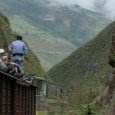 Acordei cedo para o famoso passeio de trem ao Nariz del Diablo que sai de Riobamba às 7 da manhã. Os turistas chegam cedo para pegar um bom lugar, a...<div class="addthis_toolbox addthis_default_style addthis_" addthis:url='http://errante.com.br/america/alausi-e-nariz-del-diablo/' addthis:title='Alausí e Nariz del Diablo ' ><a class="addthis_button_preferred_1"></a><a class="addthis_button_preferred_2"></a><a class="addthis_button_preferred_3"></a><a class="addthis_button_preferred_4"></a><a class="addthis_button_compact"></a></div>